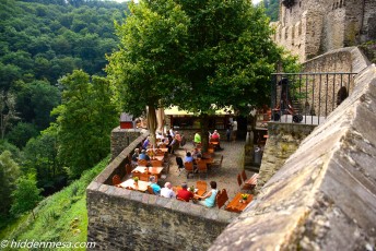 Restaurantat Burg Eltz