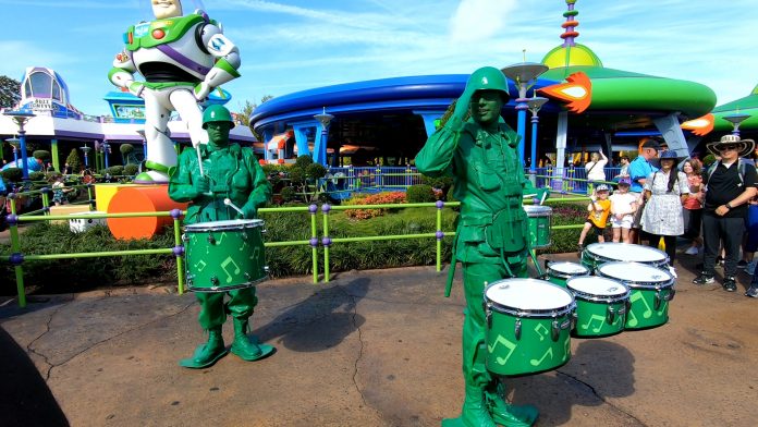 Green Army Drum Corps_1.1.1